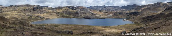 Route de Huancaya à Huancavelica - Pérou
